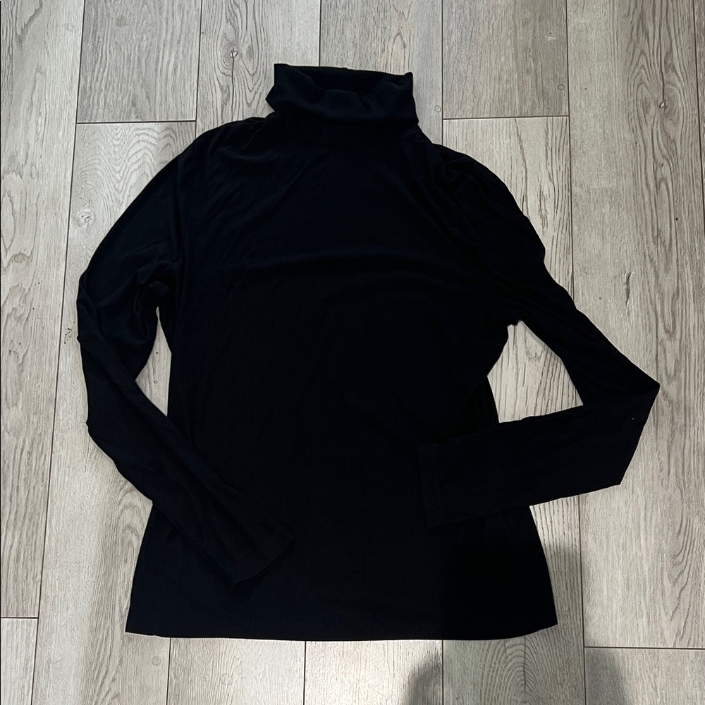 H&M Black Long Sleeve Turtleneck Top